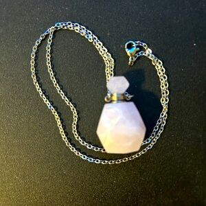 Rose quartz crystal bottle purfume necklace
